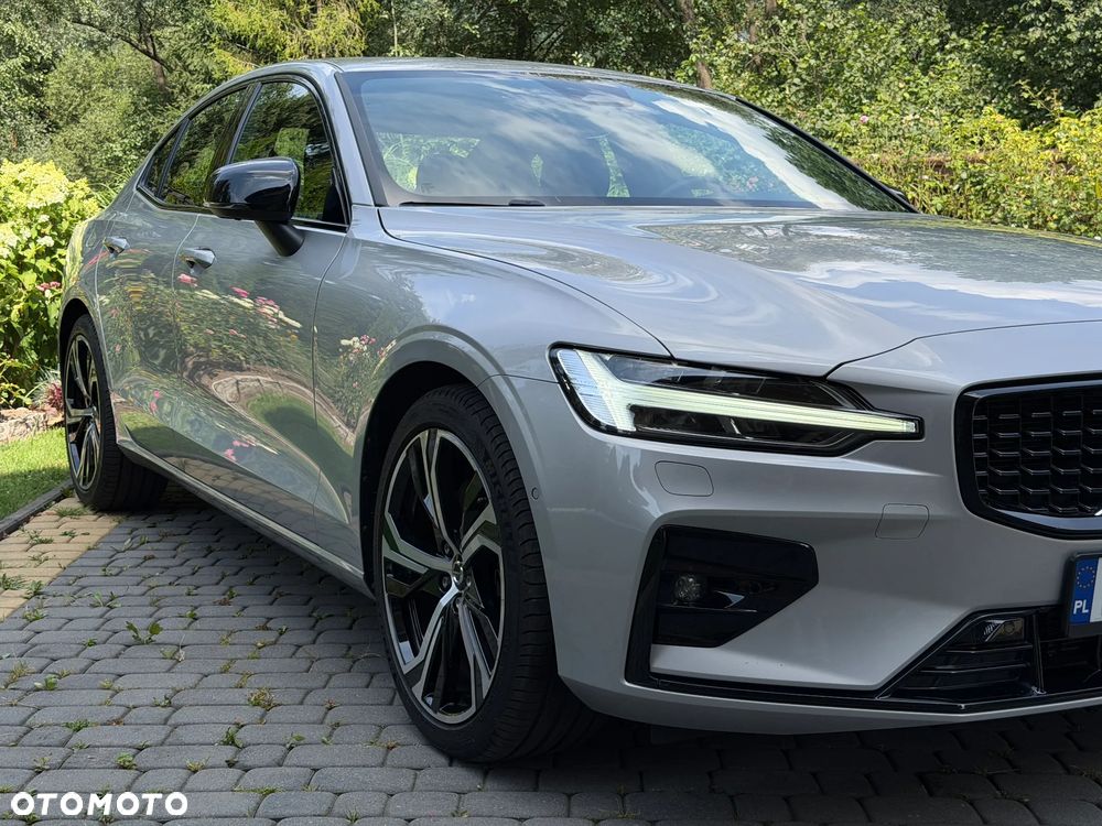 Volvo S60 B5 B AWD Ultimate Dark - 9