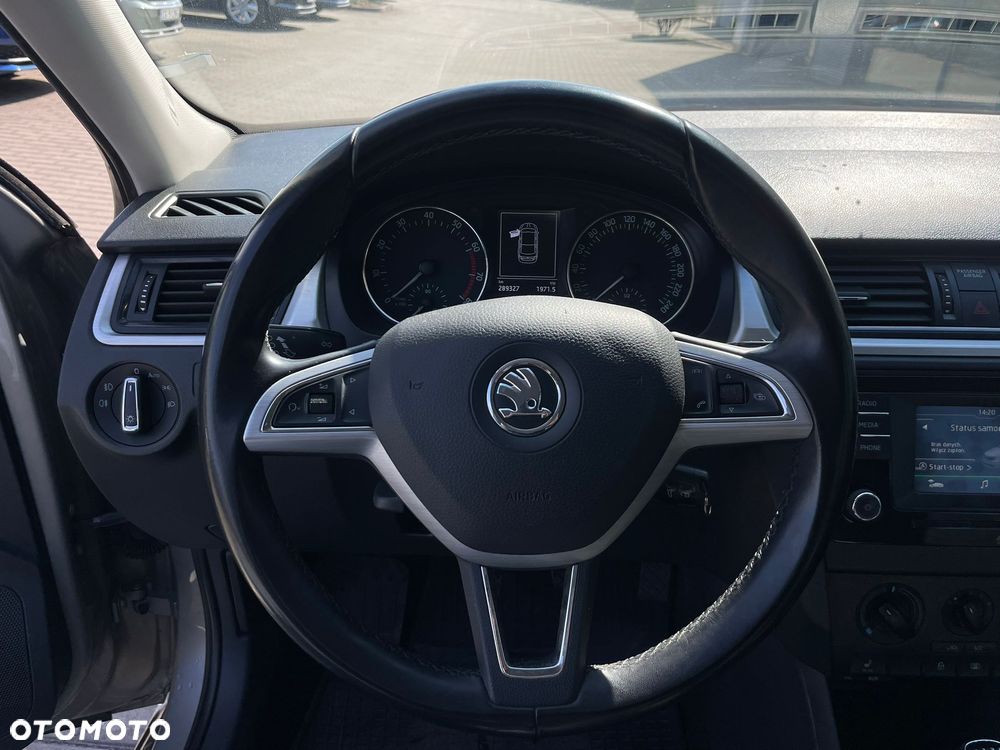 Skoda RAPID 1.2 TSI Ambition - 15