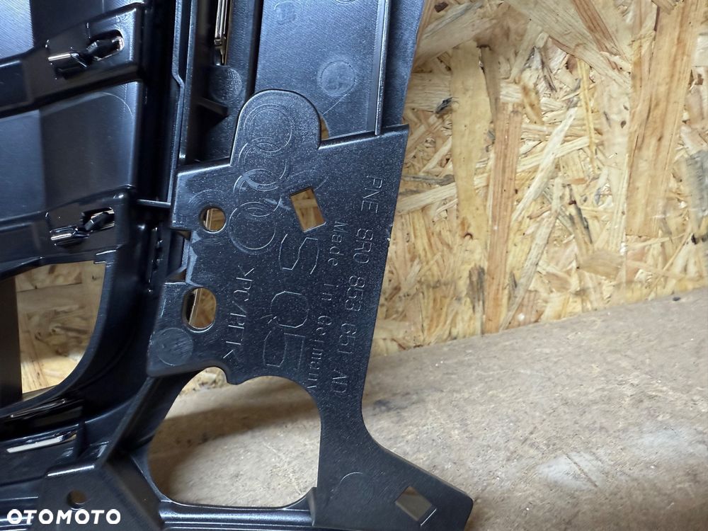 ATRAPA CHŁODNICY GRILL AUDI Q5 I 8R0 LIFT SQ5 8R0853651AD - 9