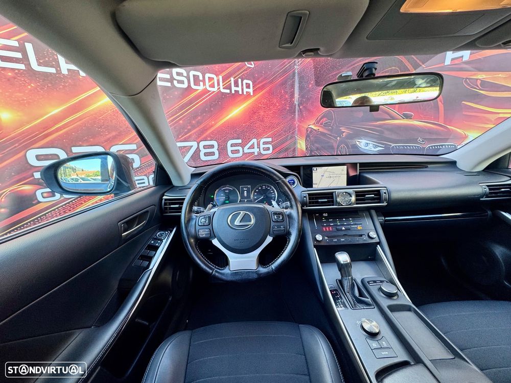 Lexus IS 300H Executive+ - 12