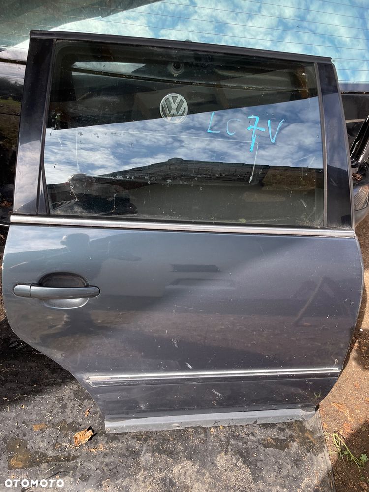 vw passat b5 fl  kombi drzwi lewe prawe  tył kompletne KOLOR LC7V listwa chrom - 18