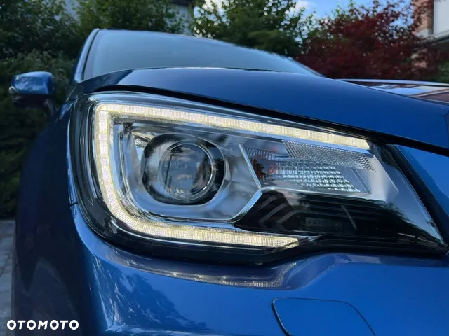 Subaru Forester 2.0 XT Platinum Lineartronic - 9