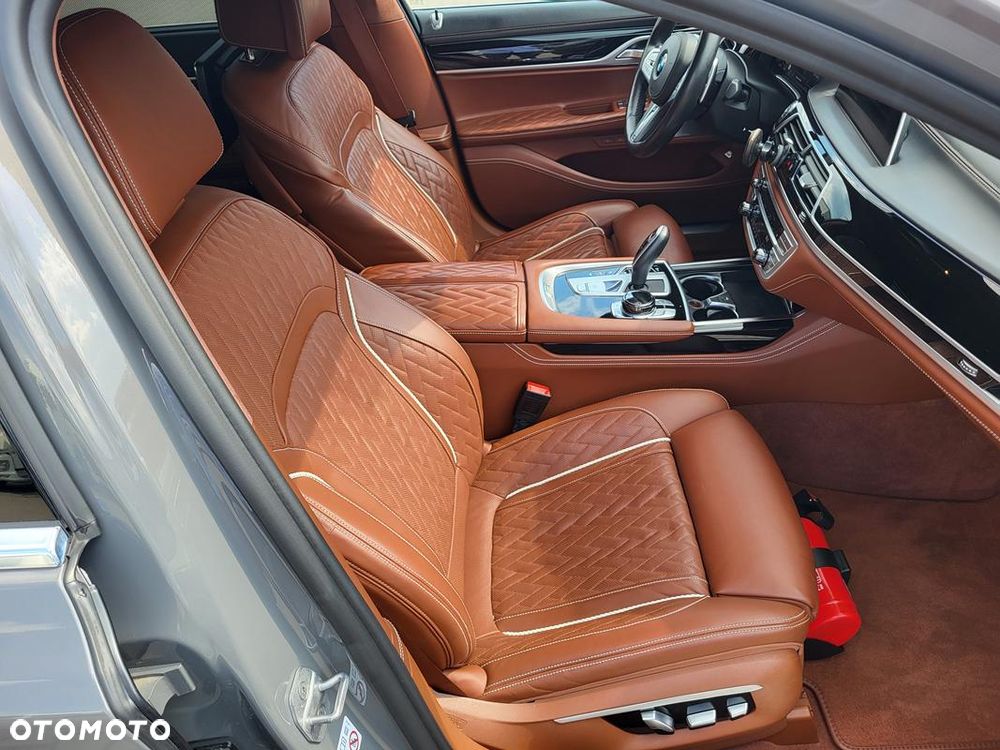 BMW Seria 7 - 14