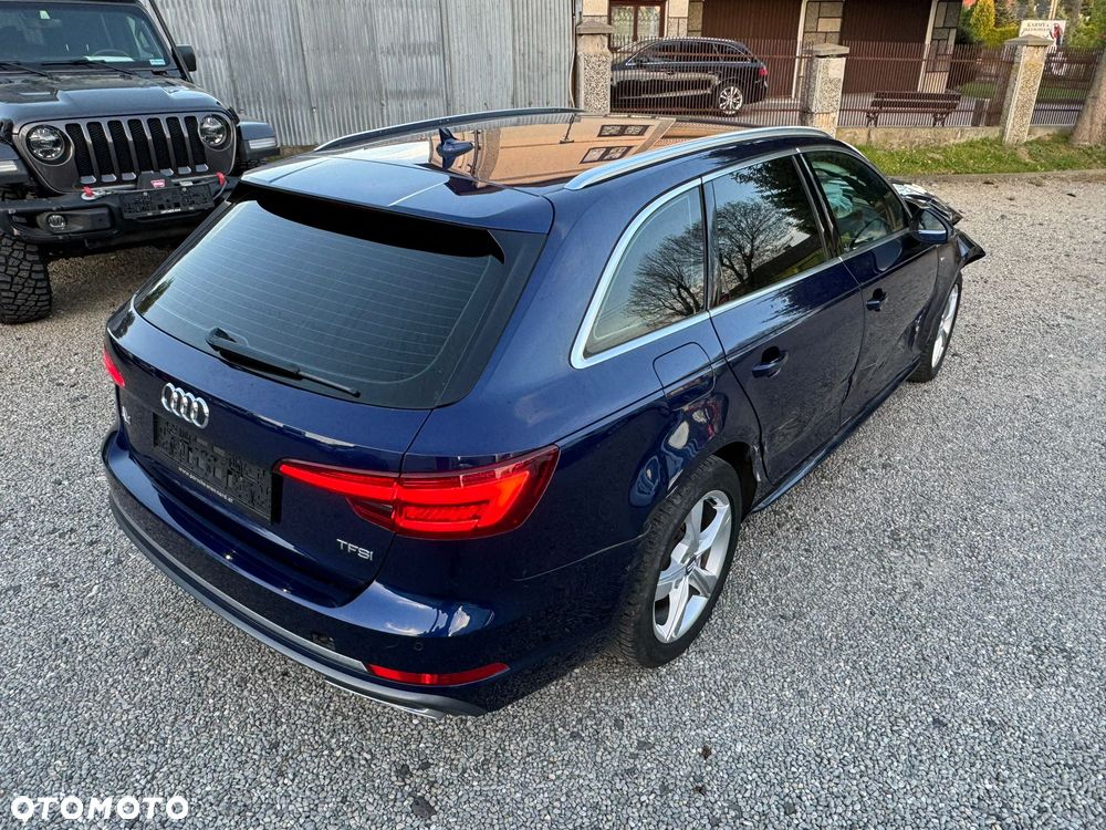 Audi A4 Avant - 33