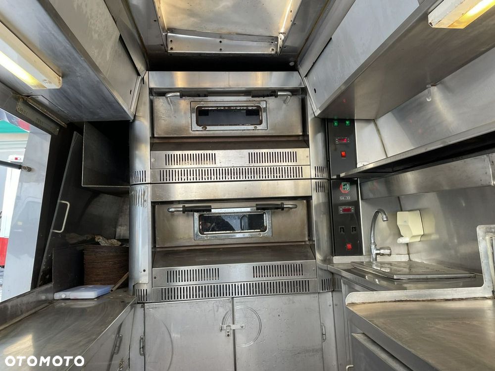 Mercedes-Benz Autosklep Sklep Gastronomiczny Food Truck Foodtruck pizza wyposażona - 2