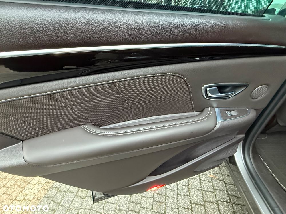 Renault Espace 1.6 dCi Energy Initiale Paris EDC 7os - 35