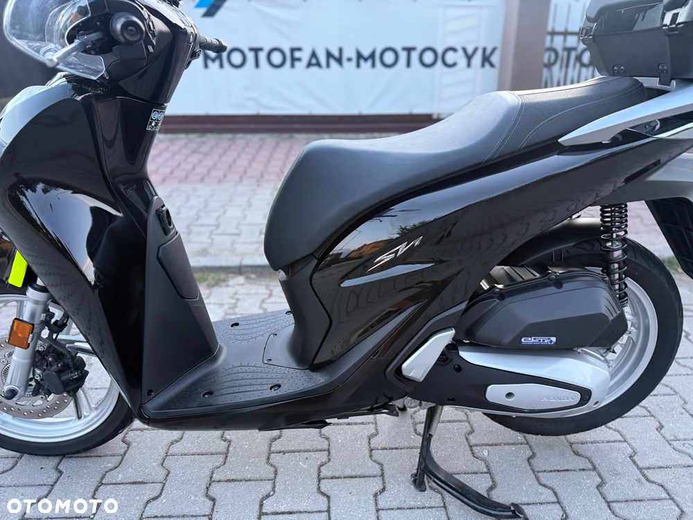 Honda SH - 21