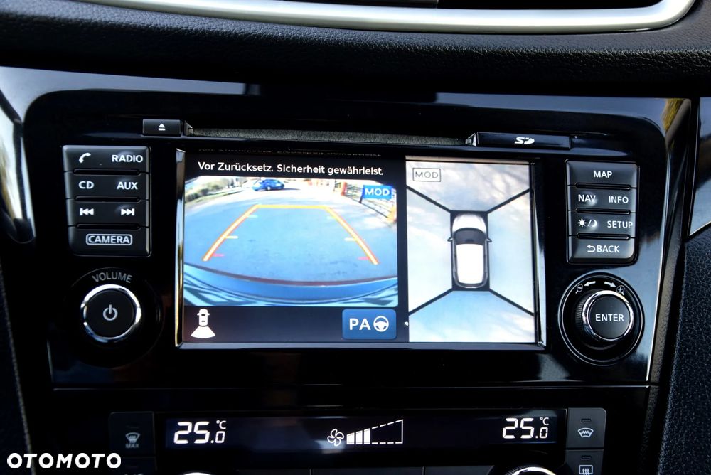 Nissan Qashqai 1.6 DIG-T Tekna - 25