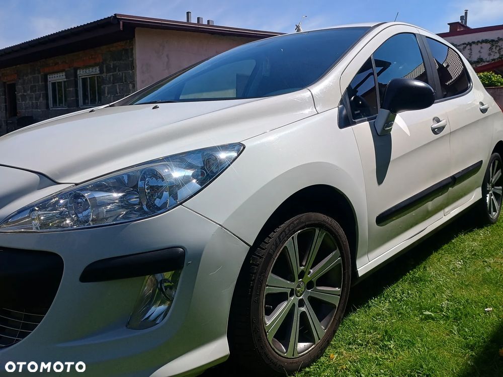 Peugeot 308 120 VTi Family - 2