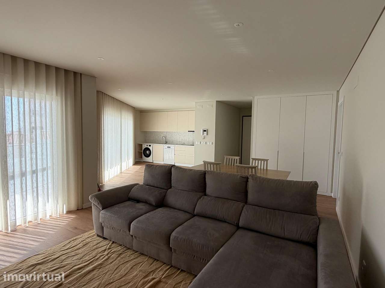 Apartamento Novo T3 mobilado e equipado, vista mar e garagem Ericeira - Grande imagem: 5/24