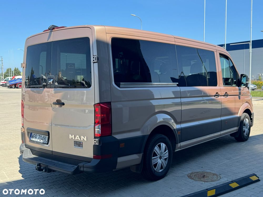 MAN TGE 3.180 KOMBI DEMO 8-osobowy - 3