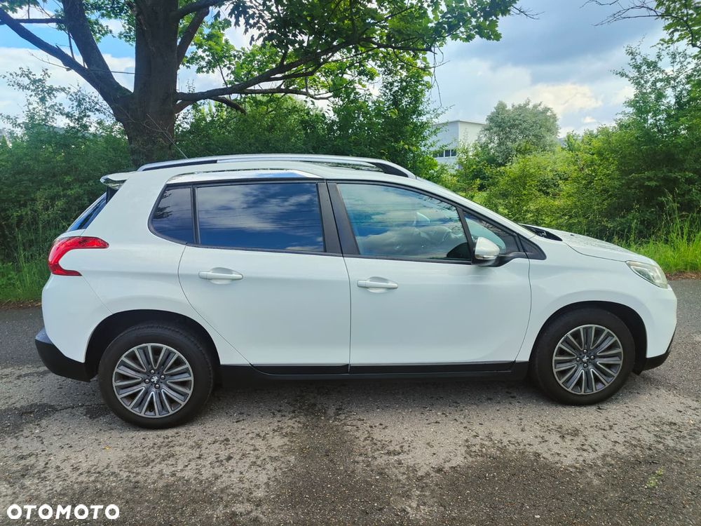 Peugeot 2008 - 9