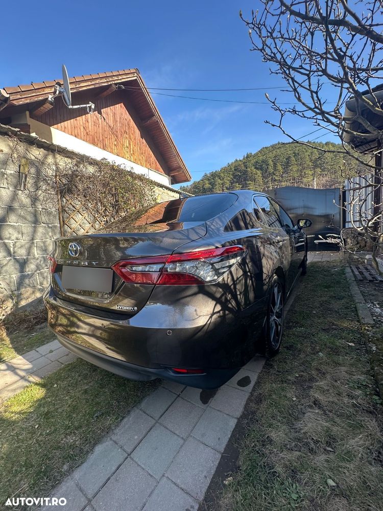 Toyota Camry 2.5 Exclusive - 2