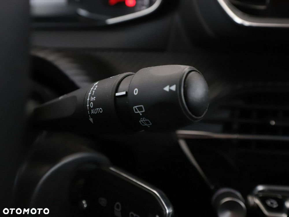 Peugeot 2008 Benzin 100 Allure - 34