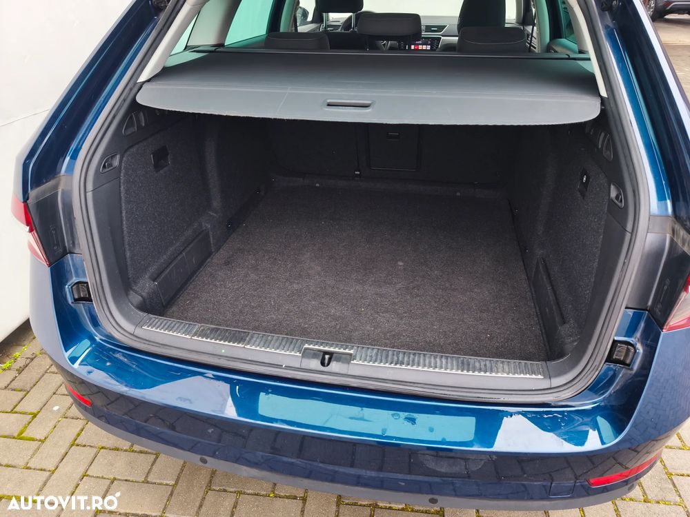 Skoda Superb 2.0 TDI DSG Style - 19