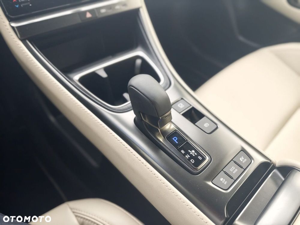 Lexus LBX 1.5 Hybrid Elegant - 26