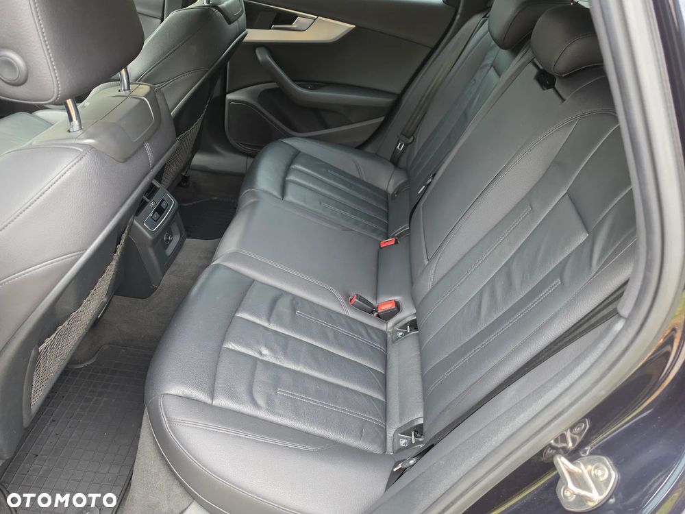 Audi A4 Avant - 15