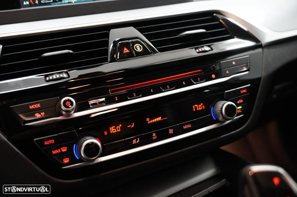BMW 520 d Auto — fotografia 15