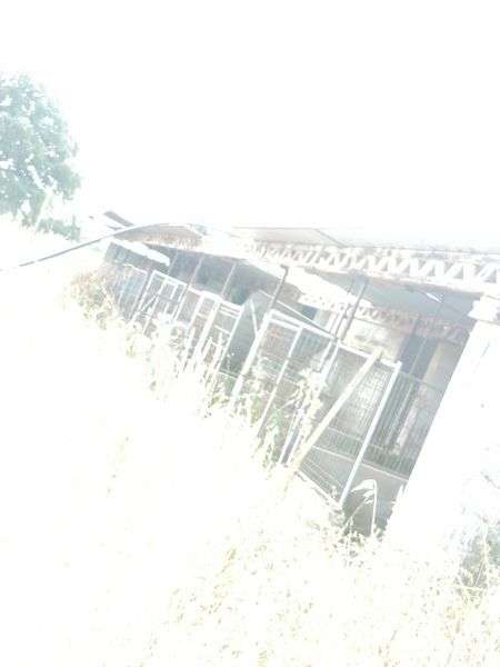 Quinta, com pavilhões - Grande imagem: 3/9