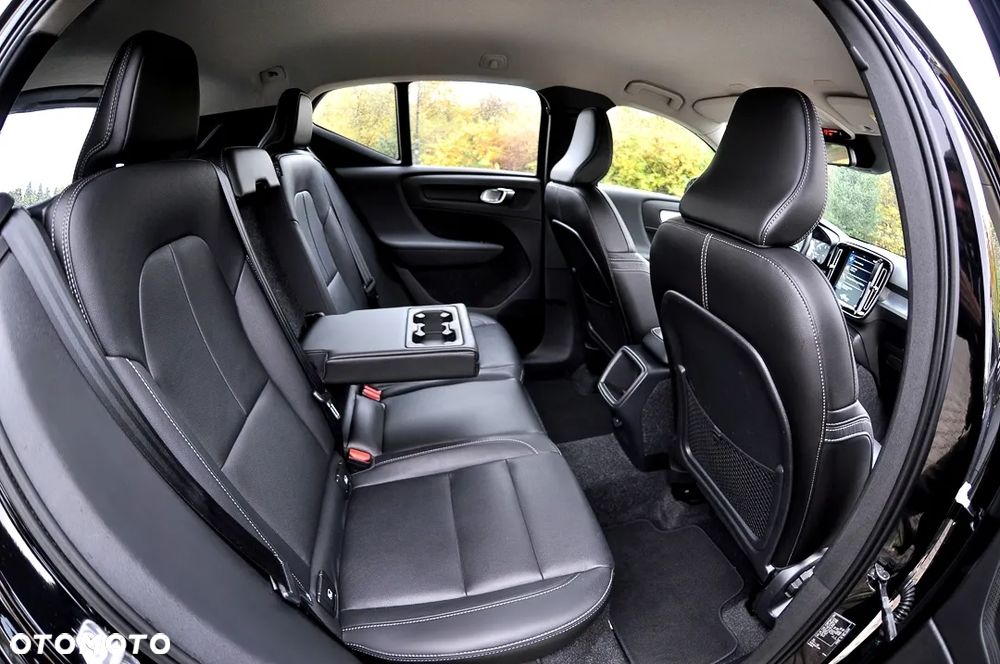 Volvo XC 40 D3 Momentum Pro - 23