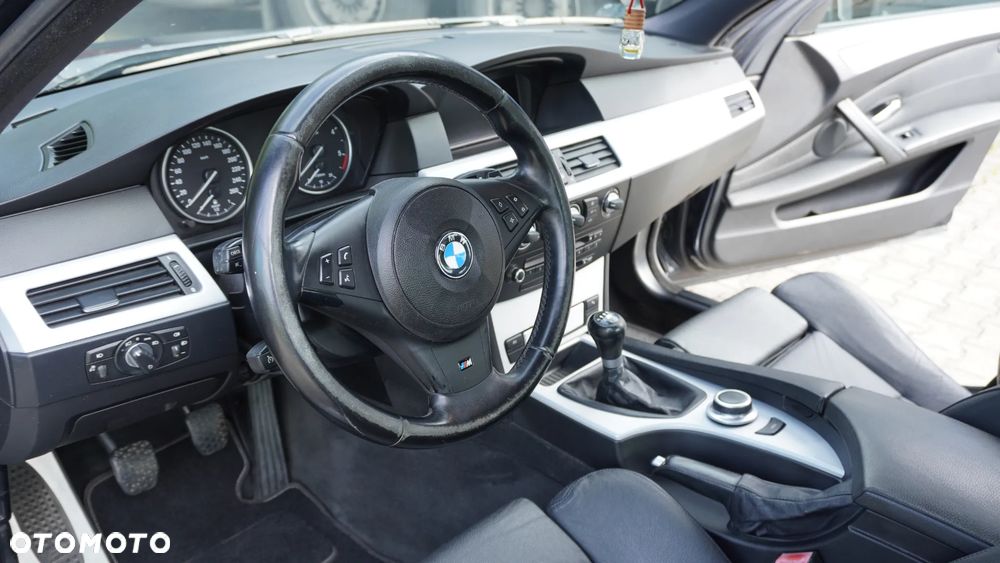 BMW Seria 5 520d - 12