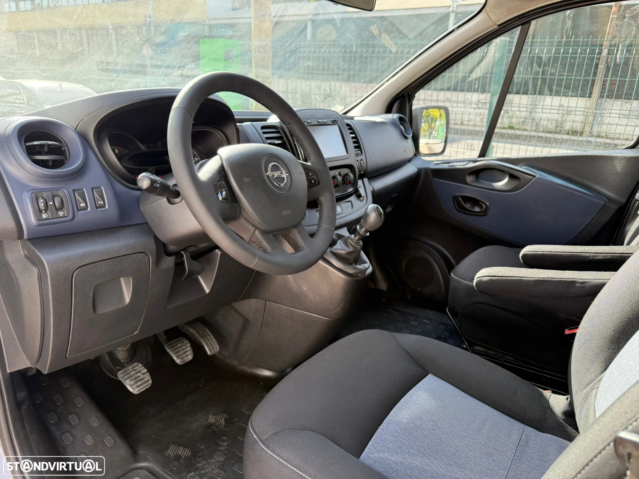 Opel Vivaro 1.6 CDTi L1H1 2.7T - 9