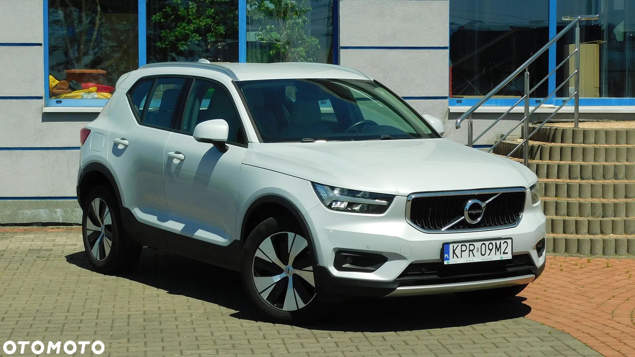 Volvo XC 40 T5 Plug-In Hybrid Momentum - 1