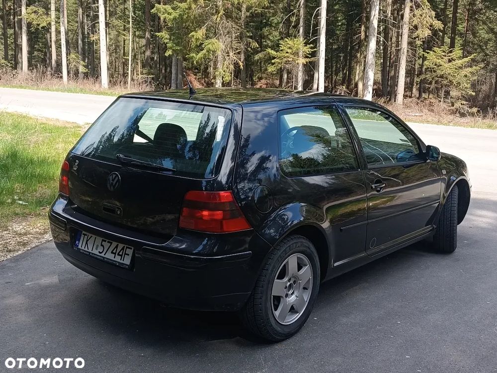 Volkswagen Golf 1.6 - 4