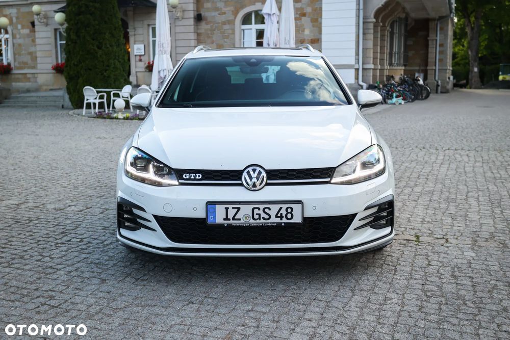Volkswagen Golf GTD 2.0 TDI SCR DSG - 10
