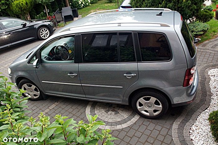 Volkswagen Touran 1.4 TSI DSG Highline - 8