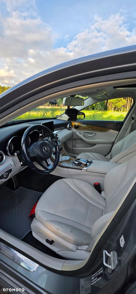 Mercedes-Benz Klasa C 200 7G-TRONIC - 11