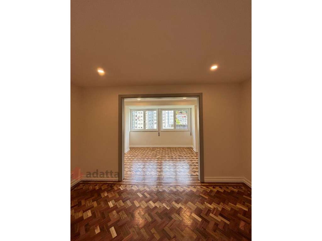 Apartamento T3 com Terraço Exclusivo de 150 m² - Onde a Cidade Enco... - Grande imagem: 4/43