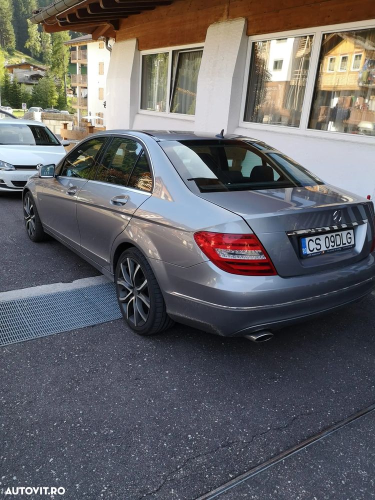 Mercedes-Benz C 220 CDI DPF (BlueEFFICIENCY) Elegance - 2