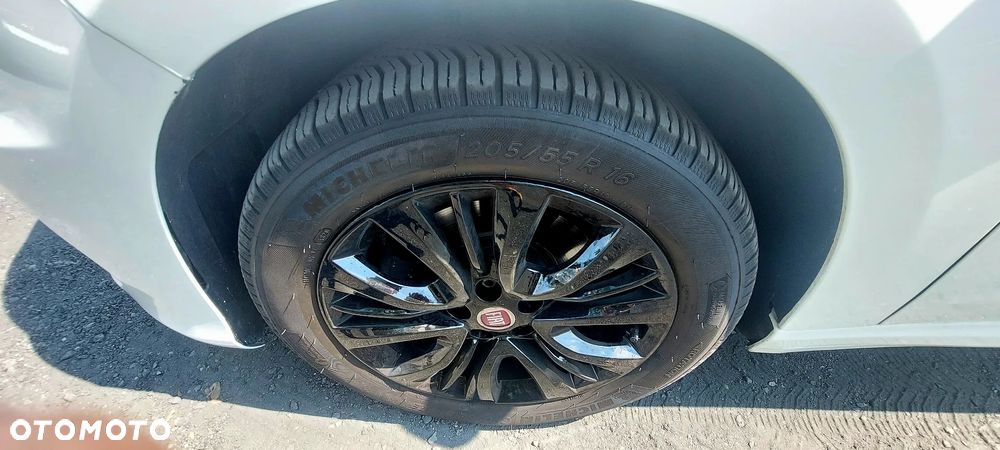 Fiat Tipo 1.3 MultiJet 16v Lounge - 20