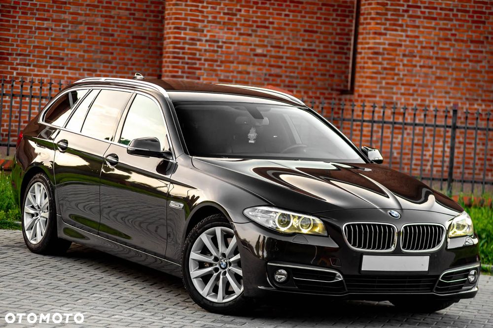 BMW Seria 5 530d Sport-Aut Luxury Line - 1