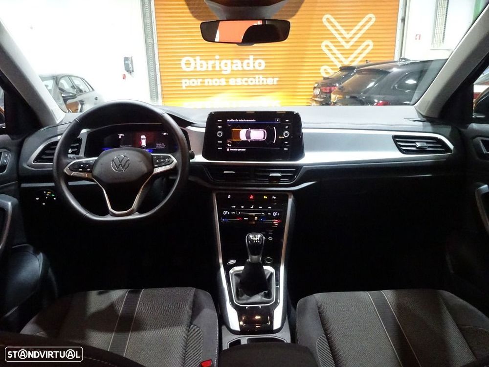 VW T-Roc 1.0 TSI Urban - 28