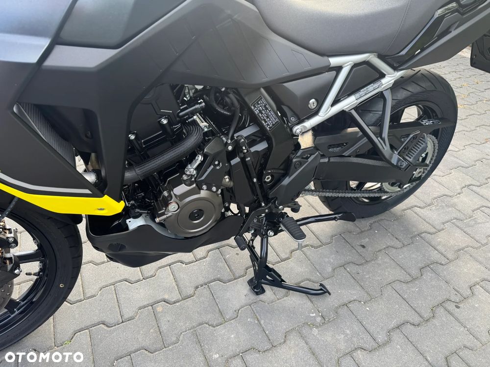 Suzuki V-STROM - 14