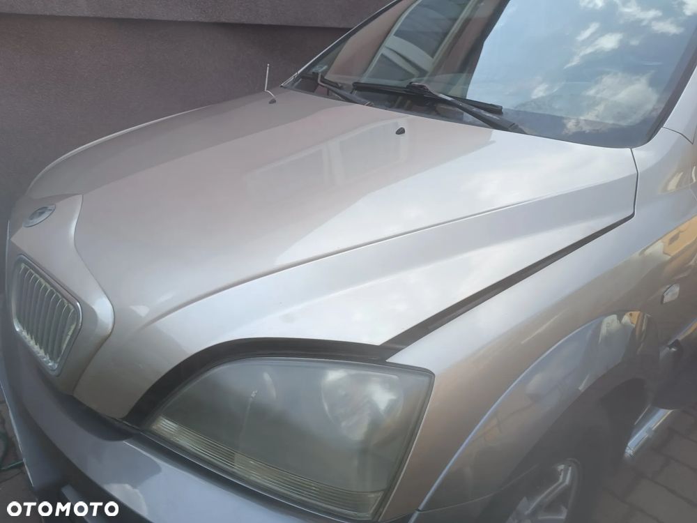 Kia Sorento 1 I 2.5 crdi - maska grill atrapa "bmw" - auto na części Częstochowa - 4