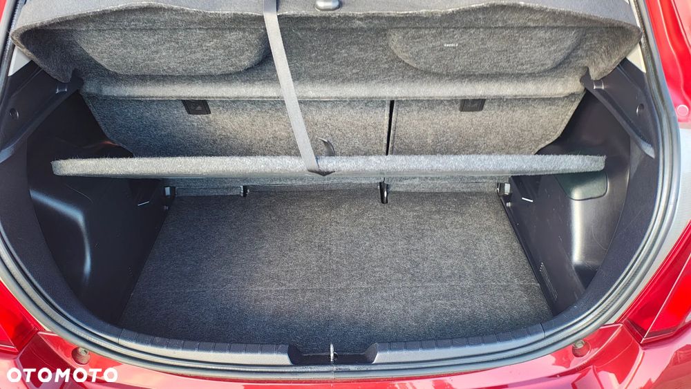 Toyota Yaris 1.33 Active - 34