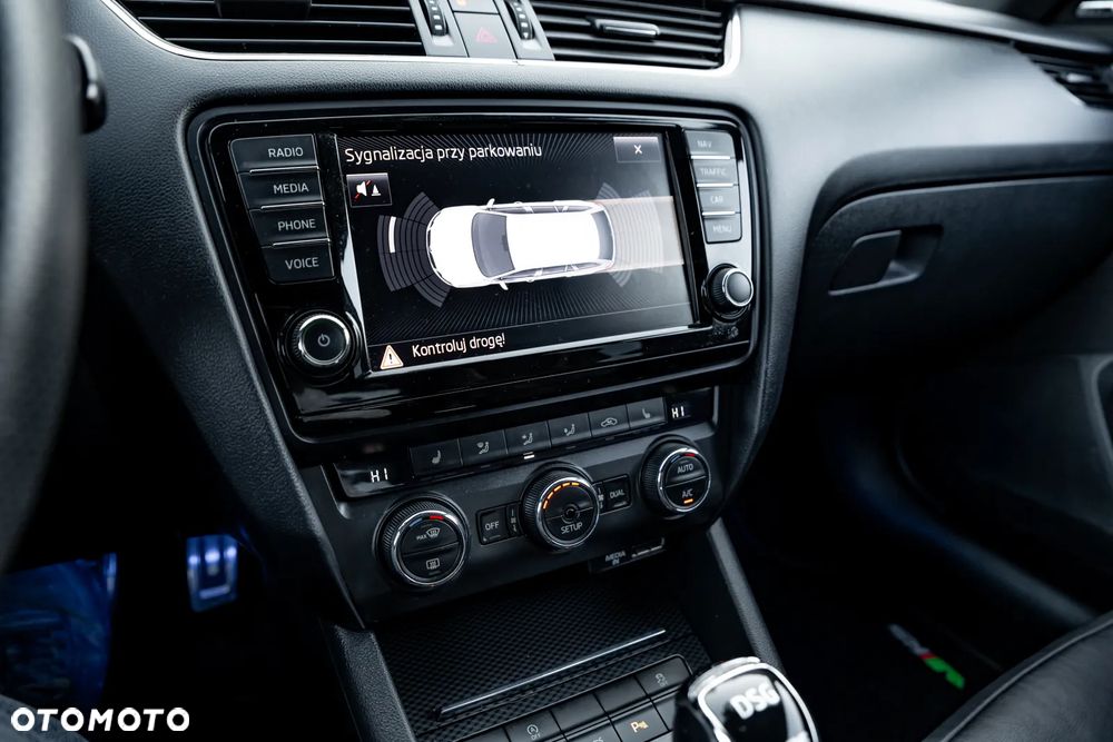 Skoda Octavia 2.0 TSI (Green tec) DSG RS - 35