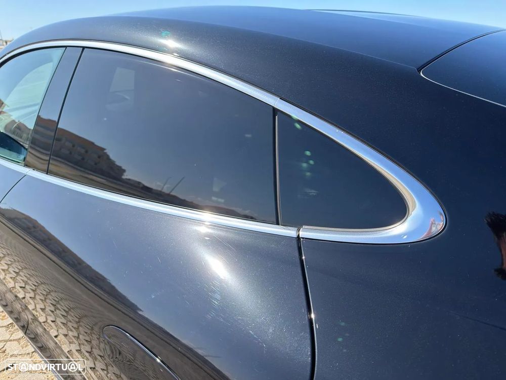 Porsche Taycan 4 - 43