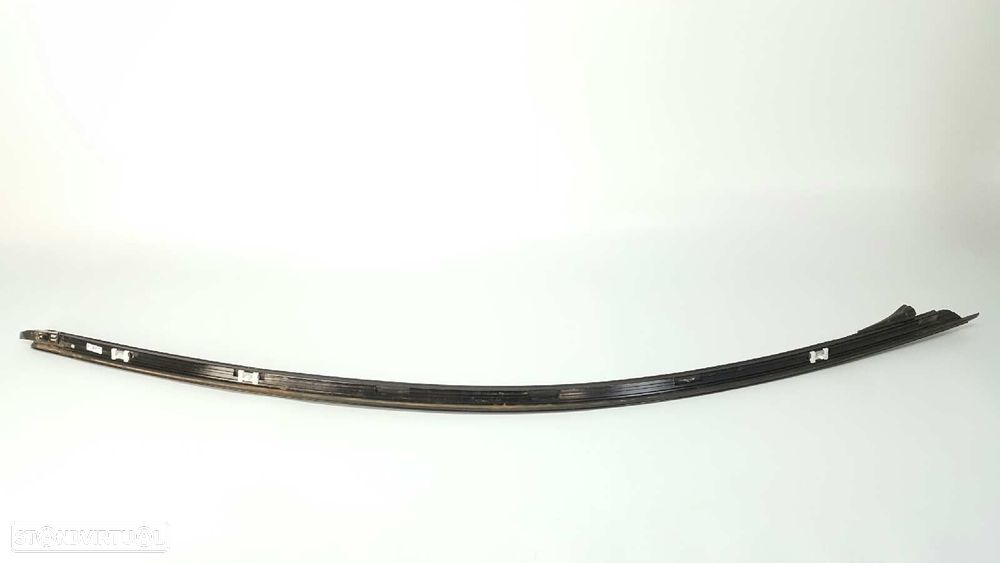 EMBELIZADOR BMW SERIE 1 LIM. (F20/F21) 118D M SPORT - 4