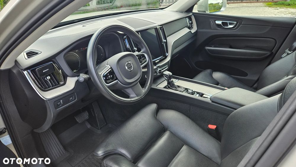 Volvo XC 60 D4 SCR Inscription - 12
