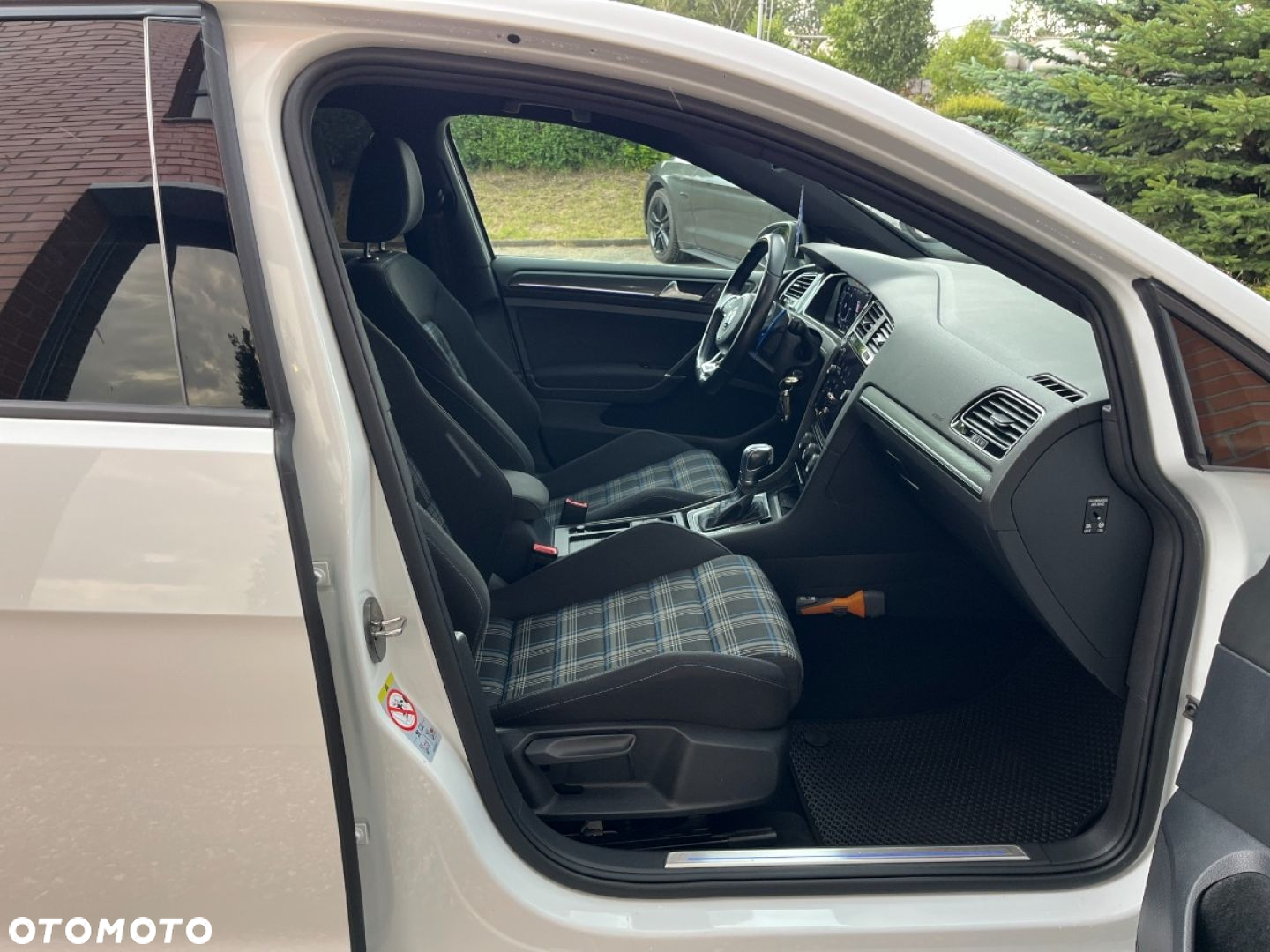 Volkswagen Golf VII 1.4 TSI Plug-In-Hybrid GTE - 24