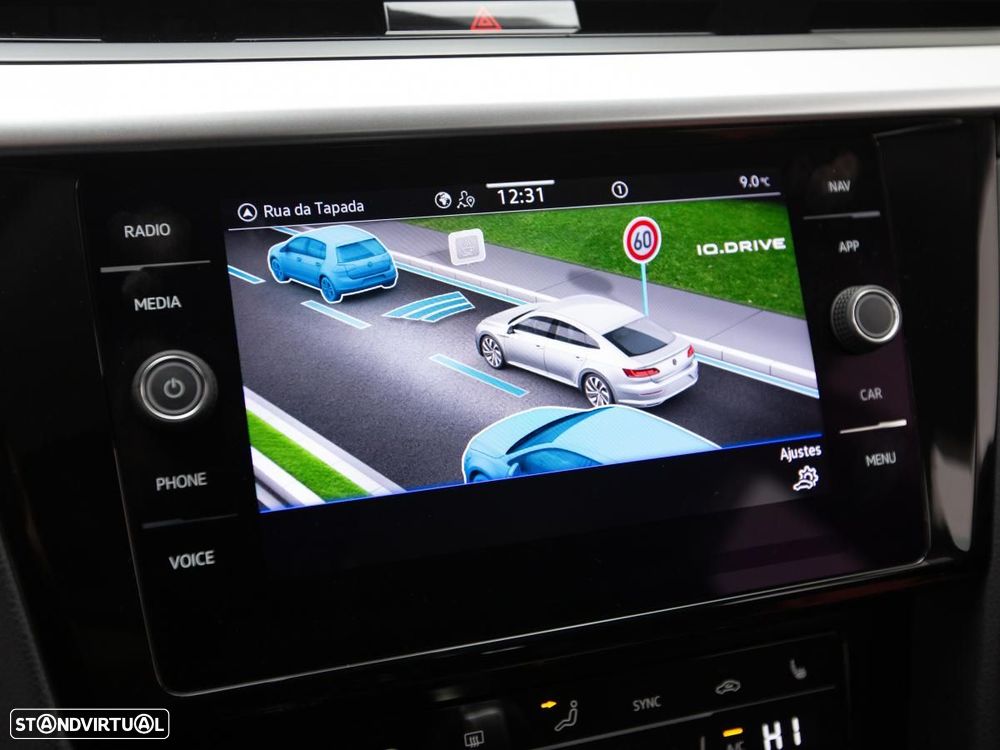 VW Arteon 2.0 TDI Elegance DSG - 27