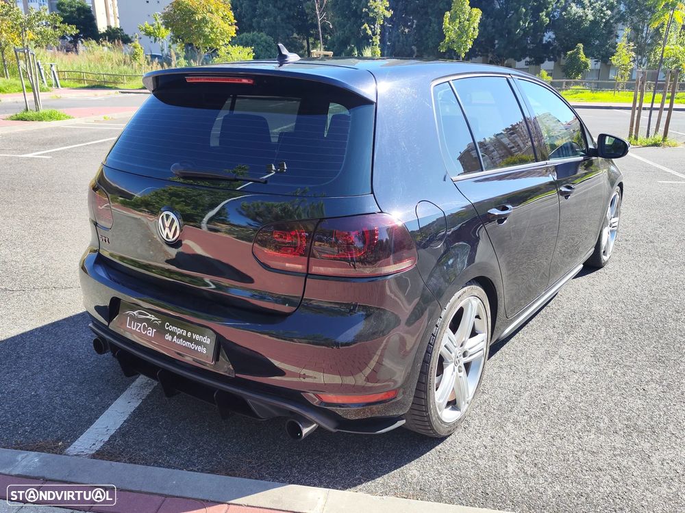 VW Golf 2.0 GTI DSG - 8