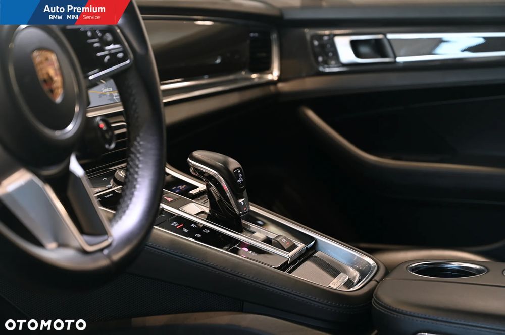 Porsche Panamera Turbo - 8