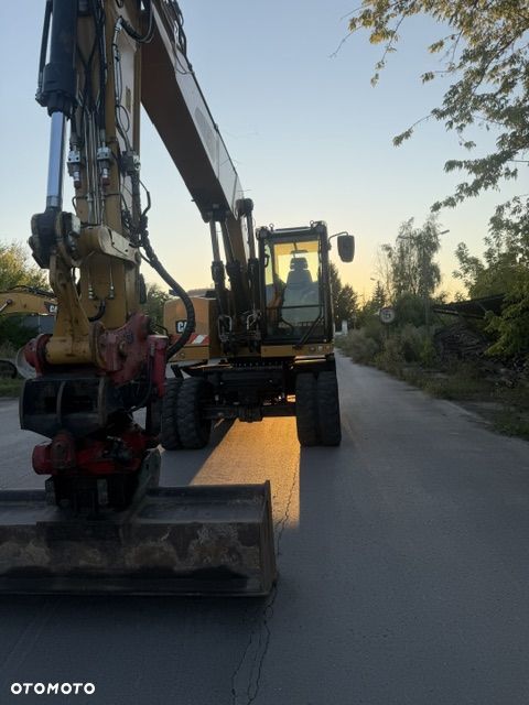 Caterpillar M320F - 2