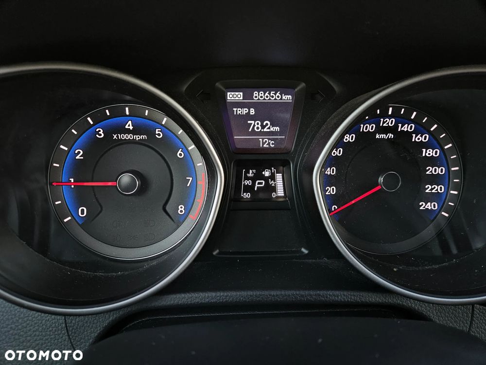 Hyundai i30 i30cw 1.6 Automatik Trend - 24