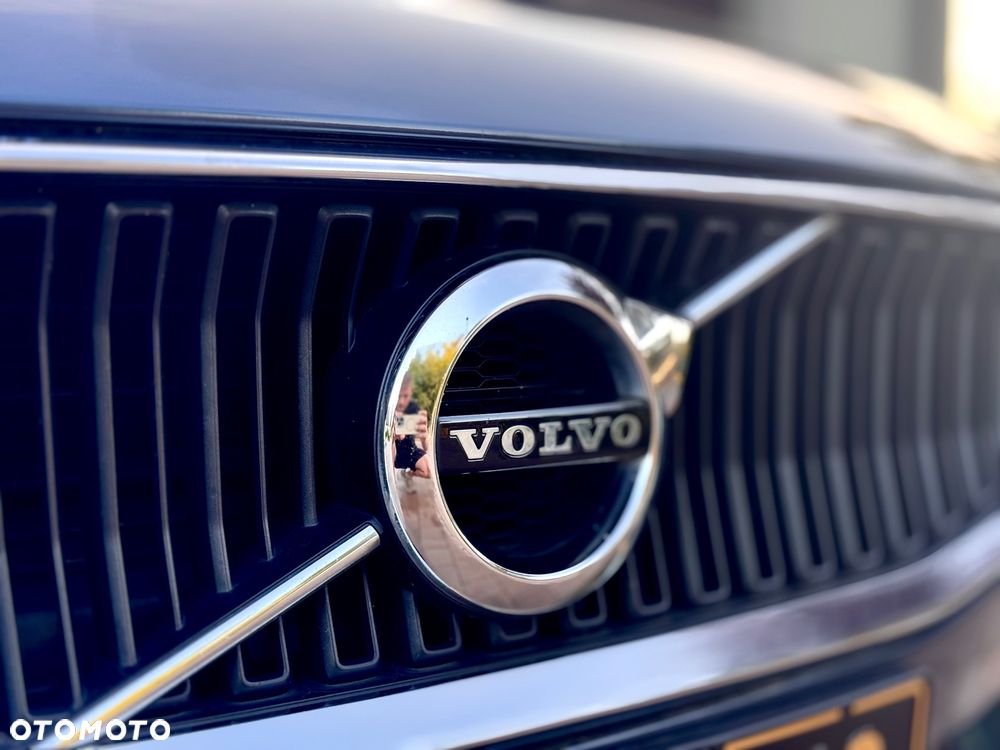 Volvo V60 B3 B DKG Momentum Pro - 12